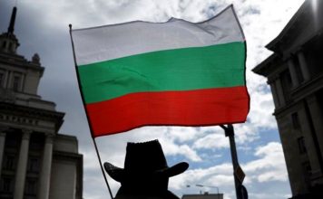 В минобороны и военной разведке Болгарии нашли «российских шпионов»