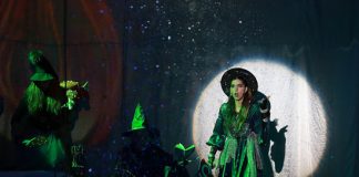 В Молодежном театре поставили спектакль о Бабе-Яге