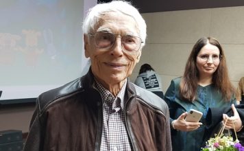 Александр Зацепин пообещал обучить нотной грамоте петуха