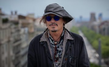 Звезда «Пиратов Карибского моря» Джонни Депп стал гостем «Вечернего Урганта»