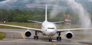 Первый рейс чартерной программы туроператора TUI прилетел на Сахалин