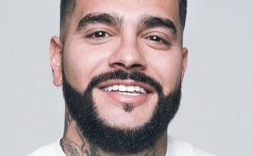 Поклонники заподозрили Тимати в новом романе с участницей «Холостяка» Адель Вейгель