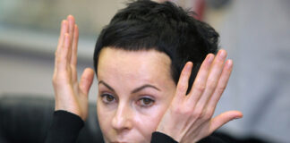 Апексимова заявила об угрозах от незнакомцев: «Мне звонили»