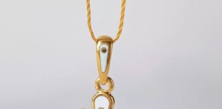 Детский золотой крест: как выбрать