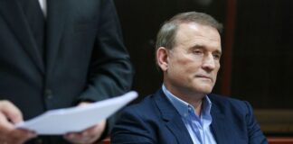 «Хотят иметь дело только с кумом Путина», — РФ поставила Украине ультиматум в ТКГ