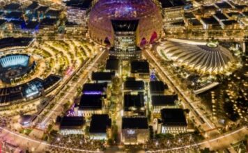 Мишустин осмотрел российский павильон на Экспо-2020 в Дубае