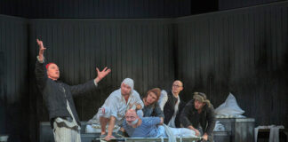 В МХТ им. Чехова поставили «Вальпургиеву ночь, или Шаги Командора»: трезвый только Иисус