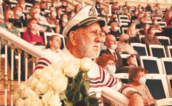 Болгарское детство Киркорова: Филипп приготовился встречать 90-летие Бедроса