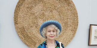 Светлана Немоляева произвела фурор в Нальчике с режиссерским дебютом внучки