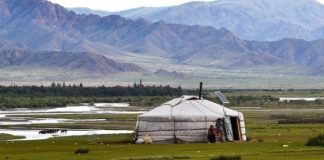 Монголия лидирует по росту турпотока из РФ за 9 месяцев года