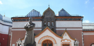 Третьяковка предъявит факты, из-за которых отменила московскую биеннале