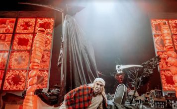 Ефим Шифрин дебютировал в театре кукол