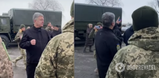 »Каждый удар РФ заставляет нас еще больше усиливать ВСУ»: Порошенко под ракетным обстрелом привез на фронт боевые машины. Видео