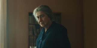 На Берлинском кинофестивале звезды прошли по дорожке из вторсырья