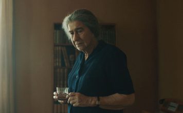 На Берлинском кинофестивале звезды прошли по дорожке из вторсырья