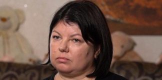 Вывезла 10 детей и внучка: жительница Киевщины доверила историю Музея »Голоса Мирных» Фонда Ахметова