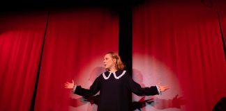 Дина Корзун сыграла свою жизнь: коммуналка, заграничная карьера, замужество и возвращение