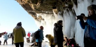 Побывавшие на Байкале китайские туристы попросили решить вопросы с интернетом и банкингом