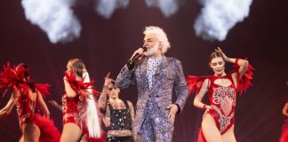 Киркоров захотел возложить подаренные на концерте в Кремле цветы к могиле Неизвестного солдата