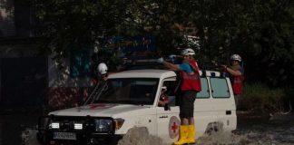 Взорвана одна из крупнейших дамб мира: эксперт США оценил последствия ЧП с Каховской ГЭС