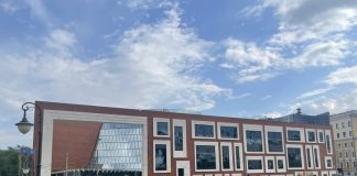 Фасад корпуса Третьяковки на Кадашевской набережной закончен