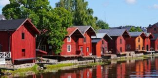 Финляндия планирует продлить ограничения на въезд для российских туристов