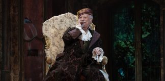 Якубович переработал Мольера: в Новом театре сыграли комедию «Скупой»