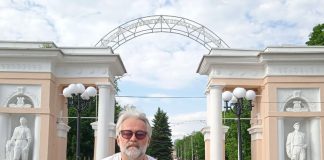 Поэт из Белгорода рассказал о ситуации в городе: «Когда ночью бахает, я молюсь”