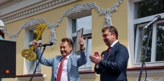 «Поэт всегда – номенклатура счастья»: вспоминаем Андрея Дементьева