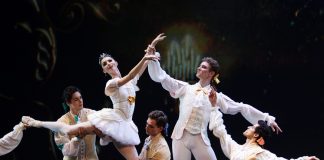 В Петербурге показали премьеру «Блестящего дивертисмента» легендарного хореографа Якобсона