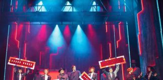 В «Ленкоме» устроили модные батлы