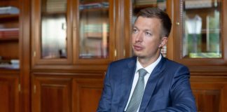 Депутат Николаенко прокомментировал ДТП, в котором сбил насмерть 18-летнюю девушку