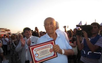 Стало известно, как будет выглядеть памятник Этушу и Лановому в Геленджике