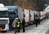 Блокада проезда фур в Украину: в таможне рассказали, сколько грузовиков скопилось в Cловакии на границе