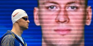 Романчук стал призером ЧЕ-2023 по плаванию на короткой воде