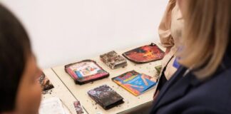 Книги, пахнущие горем: что первая леди приобрела на «Книжном арсенале». Фото