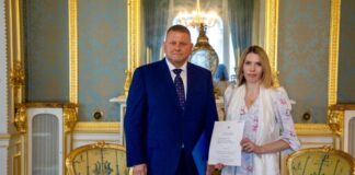 «Вам очень идет костюм, господин генерал», — Залужный очаровал украинцев первым фото в должности посла