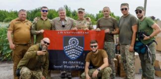 Порошенко привез защитникам на Донецкое направление свежие «мясорубки» – сотни дронов, которых всегда не хватает на фронте