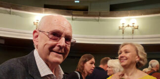 В РАМТе прошел сбор труппы: театр продвигается во дворы вместе с Шиллером