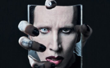 Мэрилин Мэнсон вернулся на сцену, несмотря на продолжающиеся суды