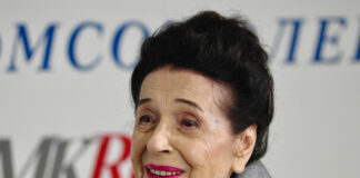 В пресс-центр «МК» приехала актриса и ветеран войны: Ирине Костровой 4 апреля исполнился 101 год