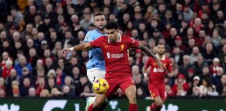 Ливерпуль уверенно переиграл проблемный Манчестер Сити, увеличив преимущество над ним