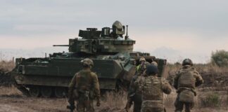 Опрос The Economist показал, сколько украинцев готовы бороться с РФ без поддержки США