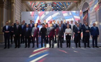 Зеленский назвал две страны, которые представят Европу на переговорах об окончании войны