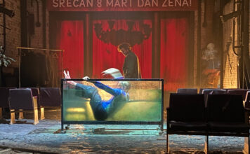 У Эмира Кустурицы раздвоение личности: в Вахтанговском театре прошел премьерный показ спекталя