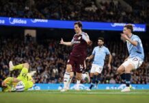 За место в Лиге чемпионов: Манчестер Сити побеждает Астон Виллу