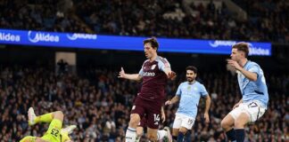 За место в Лиге чемпионов: Манчестер Сити побеждает Астон Виллу