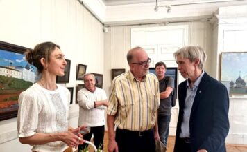 Супруги-художники Петровы рассказали о своих новых работах