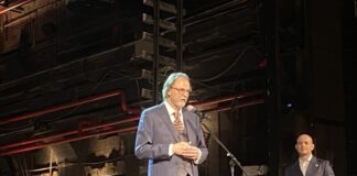 «Вступаем в новый век»: Театр Гоголя отпраздновал столетие