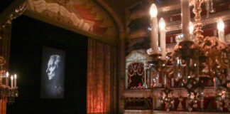 Ведущий солист и педагог Ян Годовский на прощании в Большом театре рассказал о Григоровиче: «Подписывал письма – Мамин-Сибиряк»